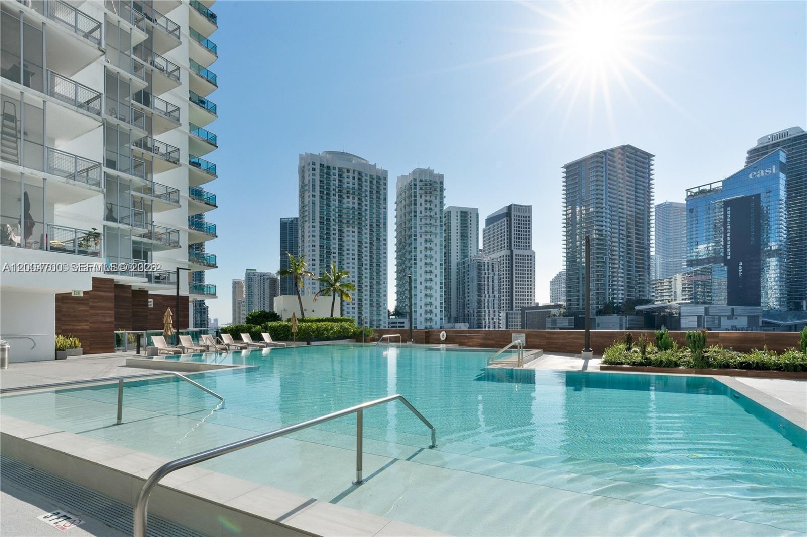 350 S Miami Ave #2702, Miami FL 33130