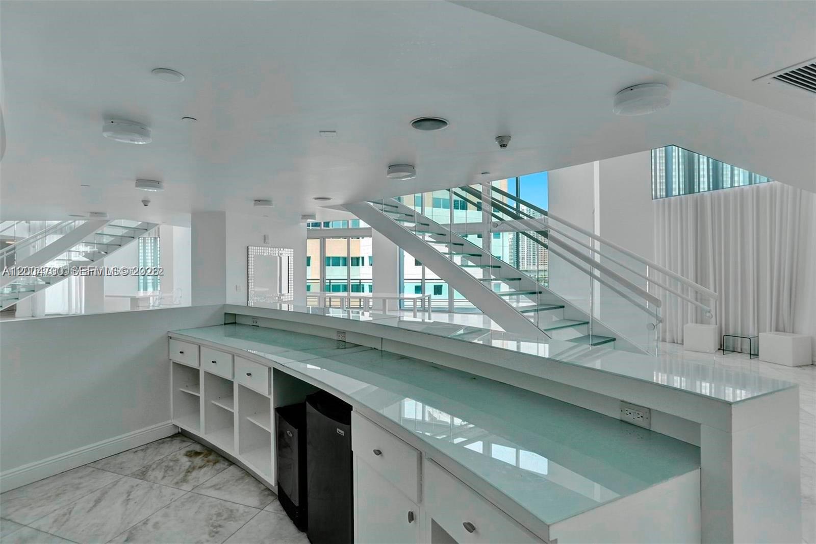350 S Miami Ave #2702, Miami FL 33130