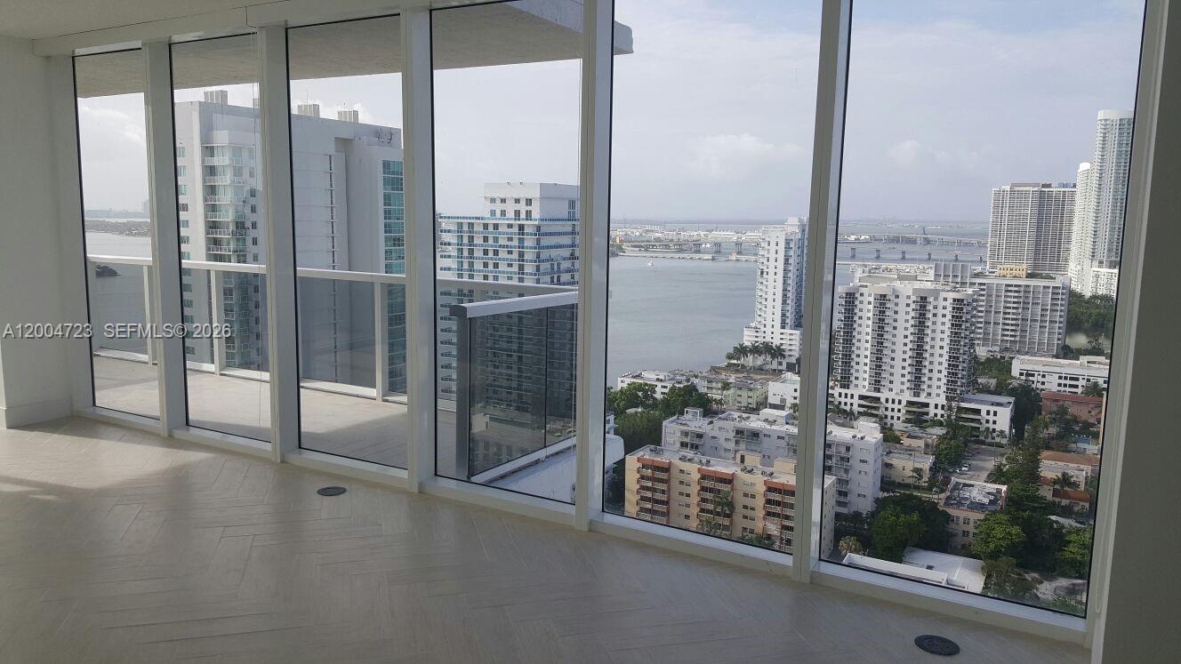 600 NE 27th St #2705, Miami FL 33137