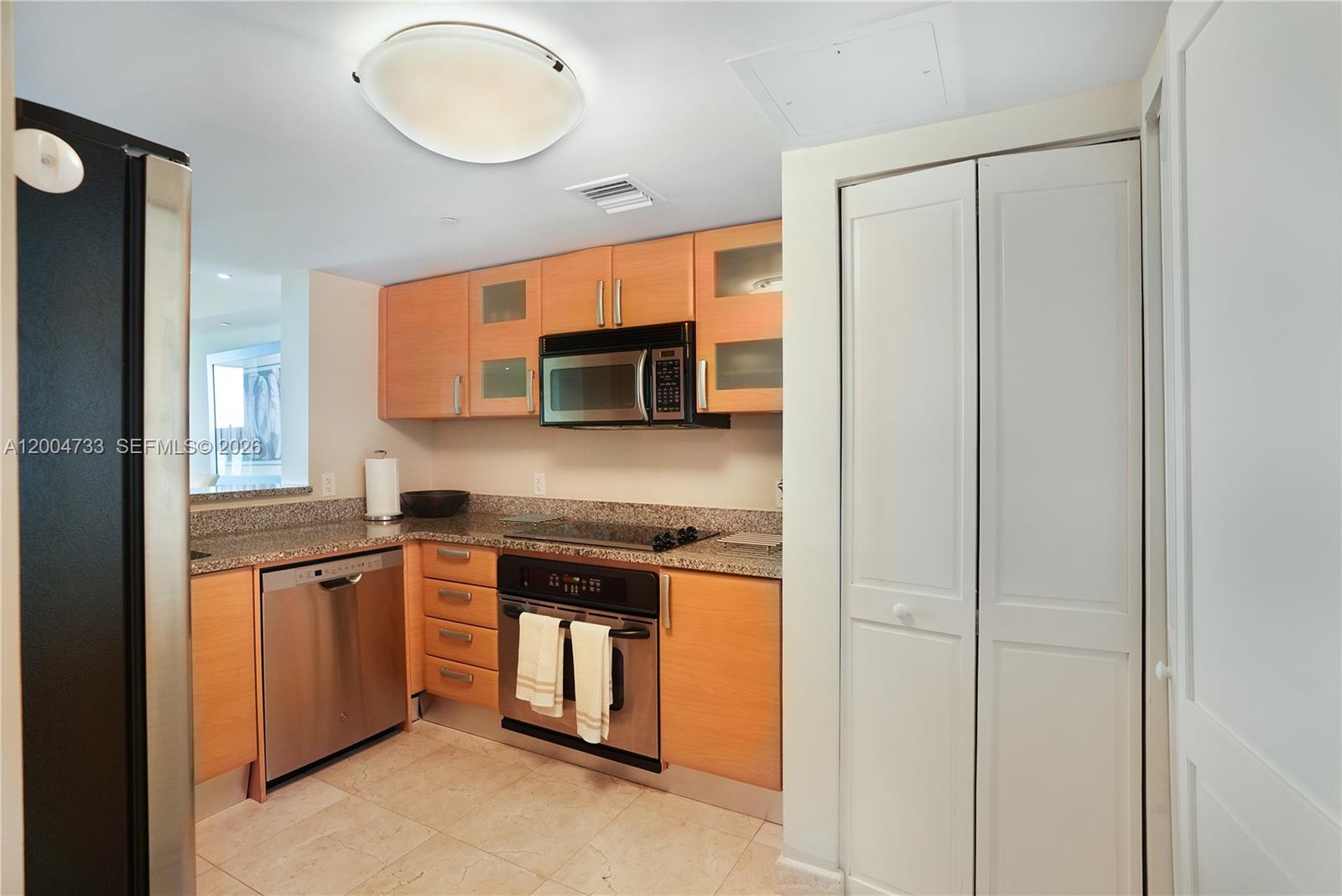 2101 Brickell Ave #1812, Miami FL 33129
