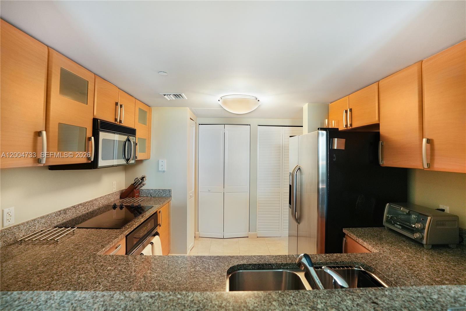 2101 Brickell Ave #1812, Miami FL 33129