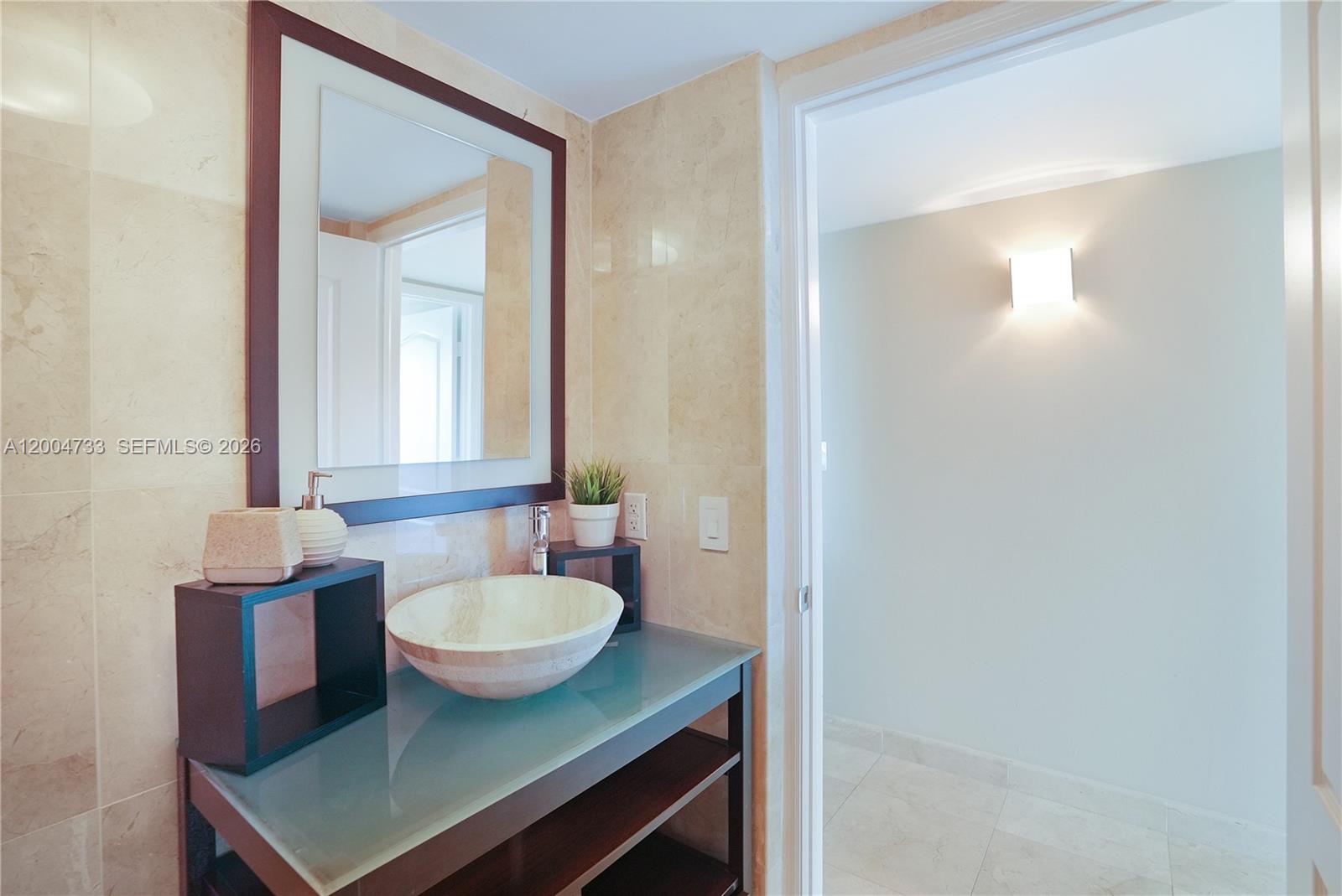 2101 Brickell Ave #1812, Miami FL 33129
