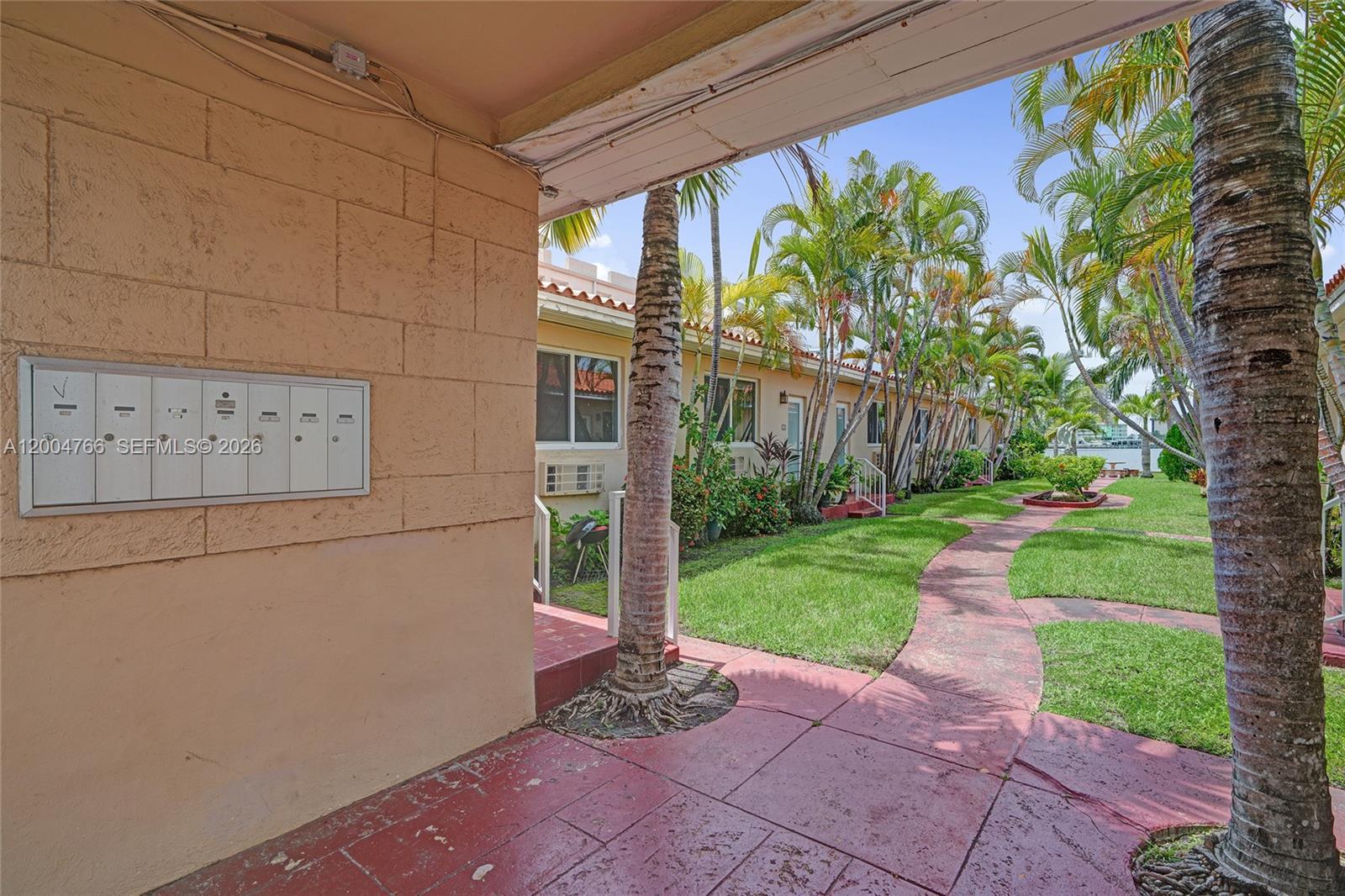 2160 Bay Dr #1-7, Miami Beach FL 33141