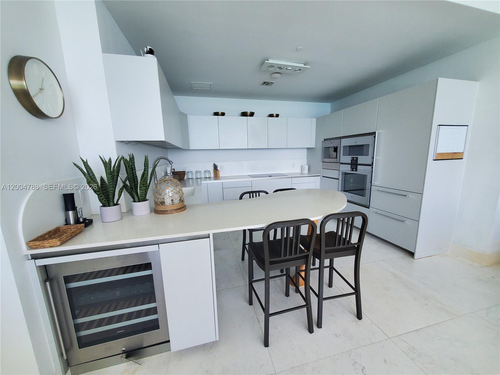 16901 Collins Ave #1404, Sunny Isles Beach FL 33160