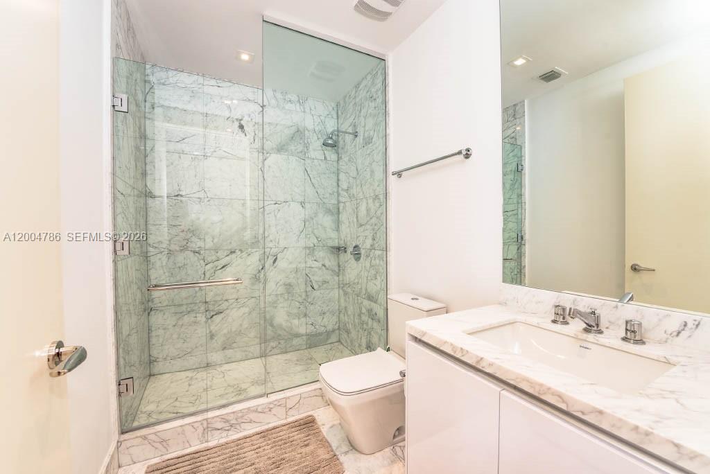 16901 Collins Ave #1404, Sunny Isles Beach FL 33160