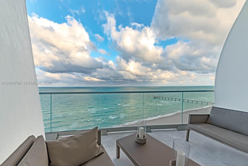 16901 Collins Ave #1404, Sunny Isles Beach FL 33160