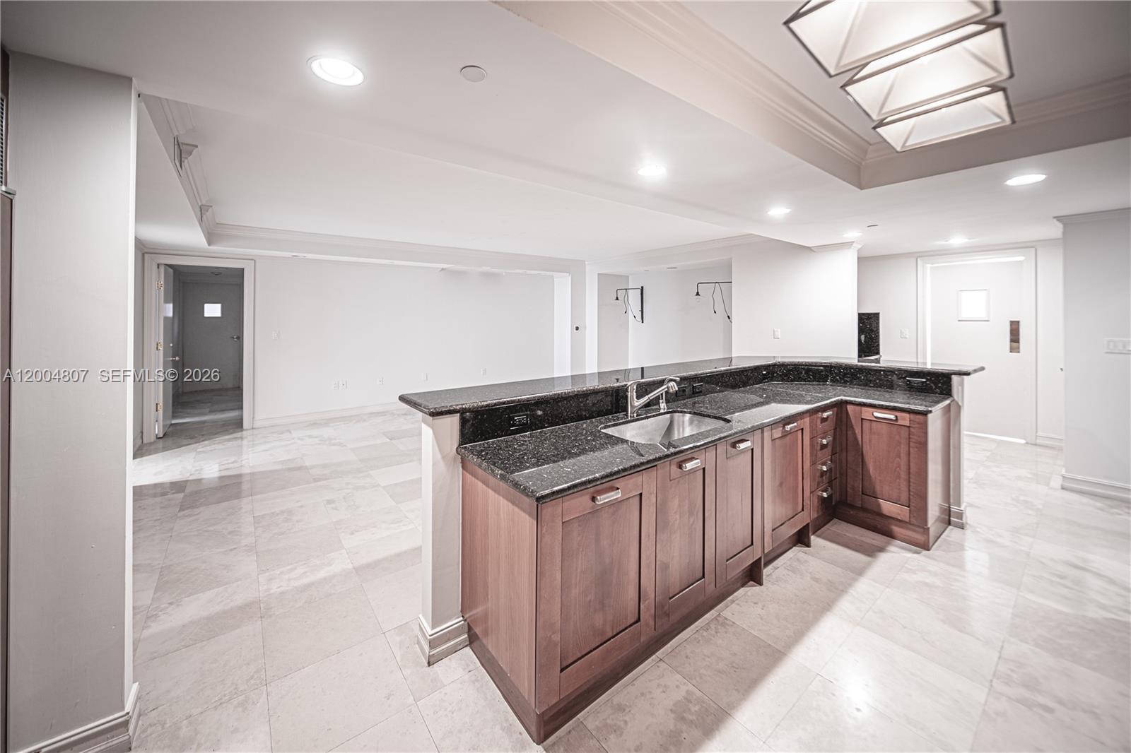20201 E Country Club Dr #2806/07, Aventura FL 33180