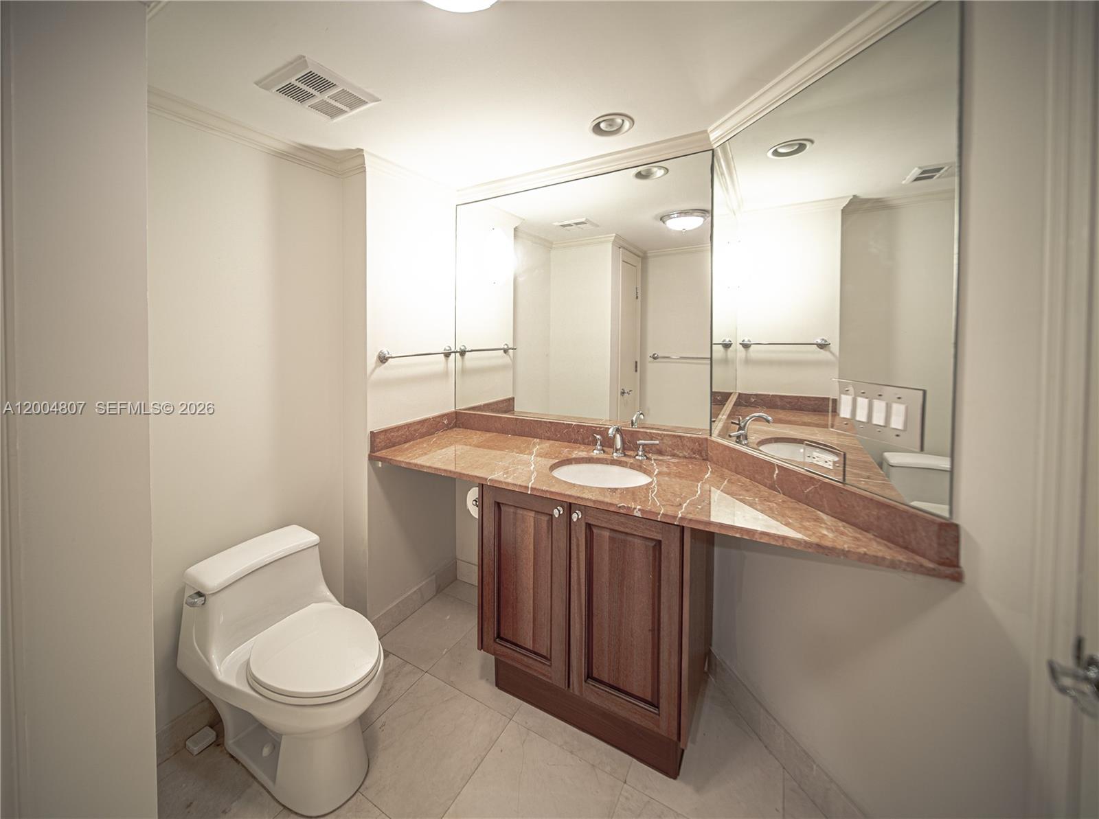 20201 E Country Club Dr #2806/07, Aventura FL 33180