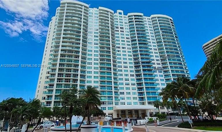 20201 E Country Club Dr #2806/07, Aventura FL 33180