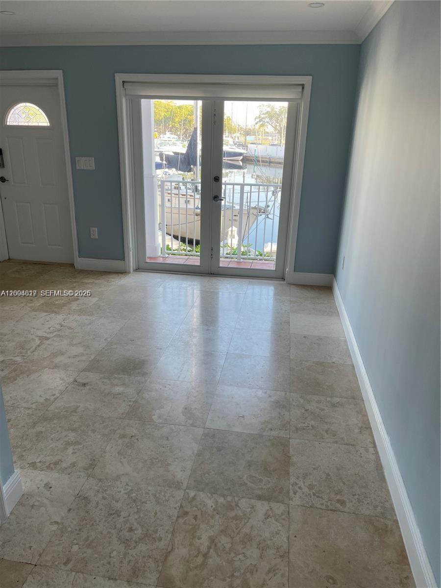 2415 NW 16th St Rd #102, Miami FL 33125