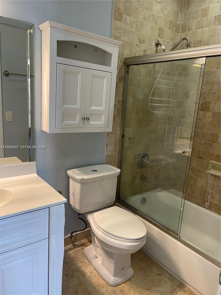 2415 NW 16th St Rd #102, Miami FL 33125