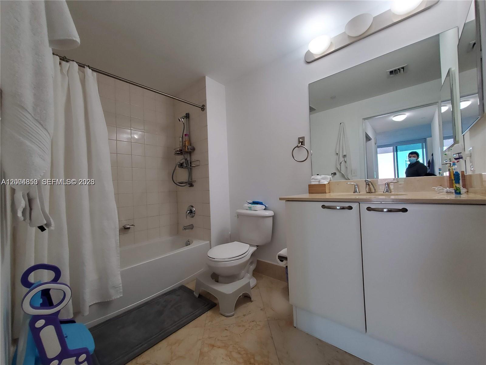 2101 Brickell Ave #3502, Miami FL 33129