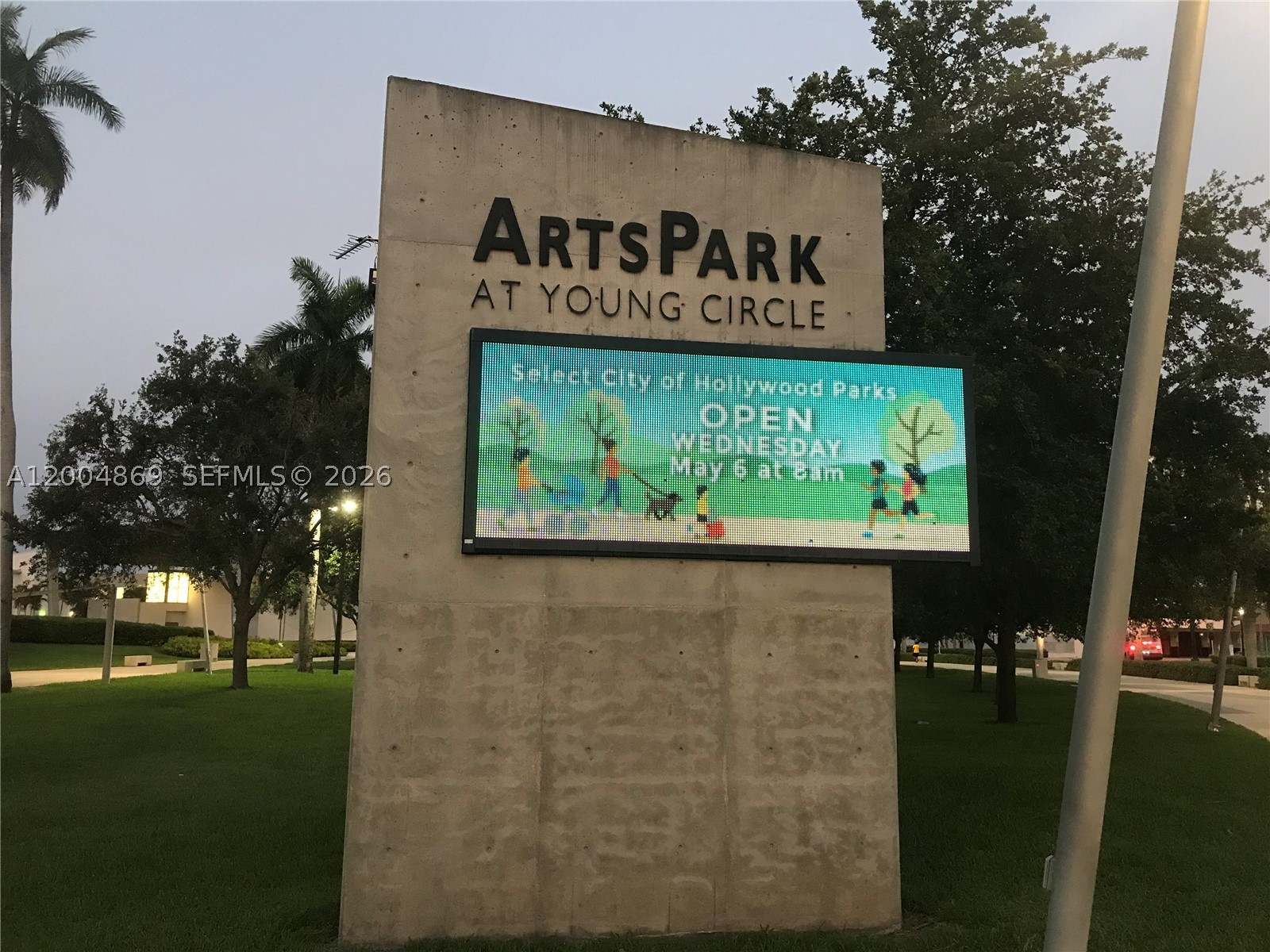 1029 Harrison St, Hollywood FL 33019