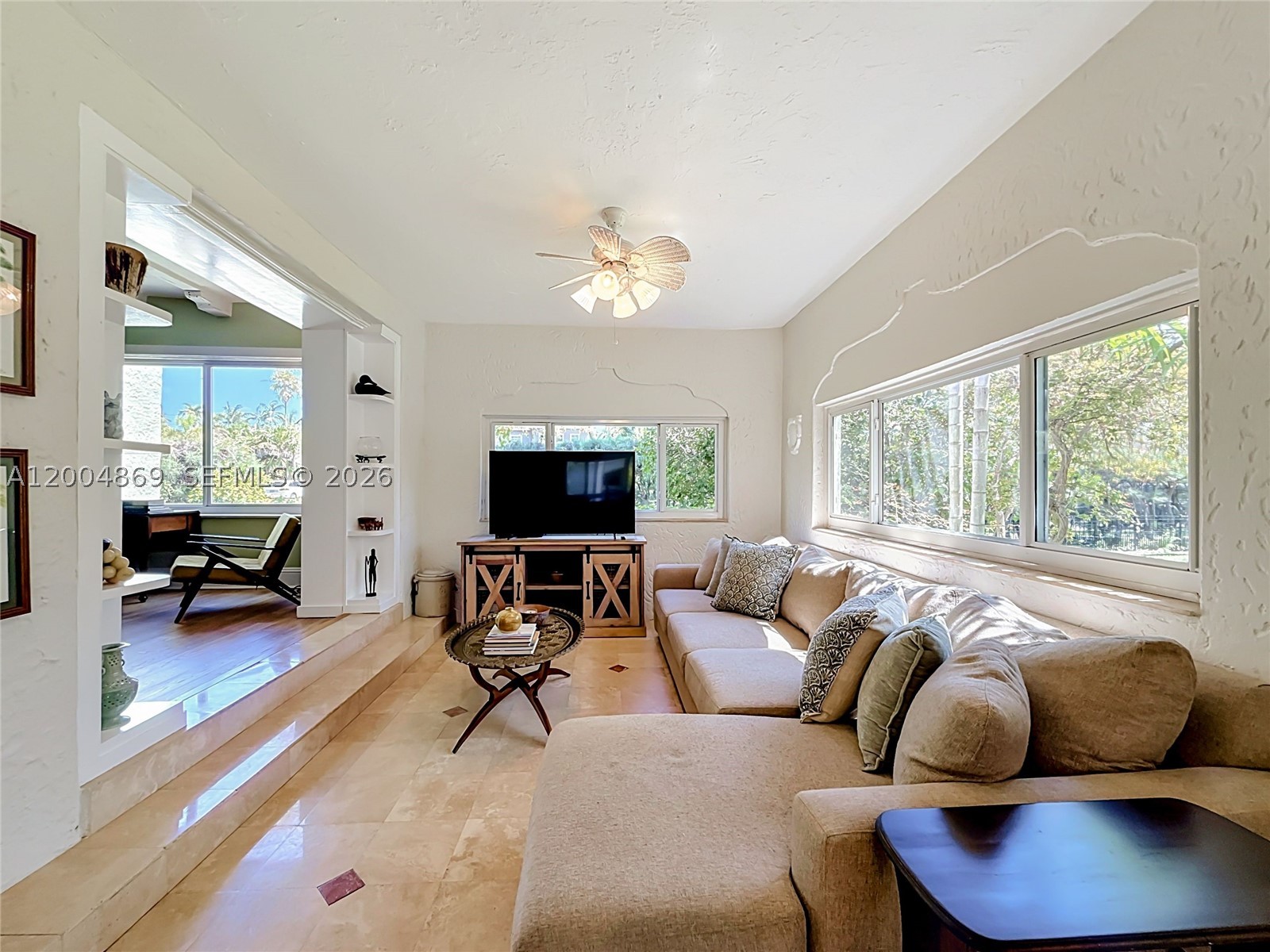 1029 Harrison St, Hollywood FL 33019