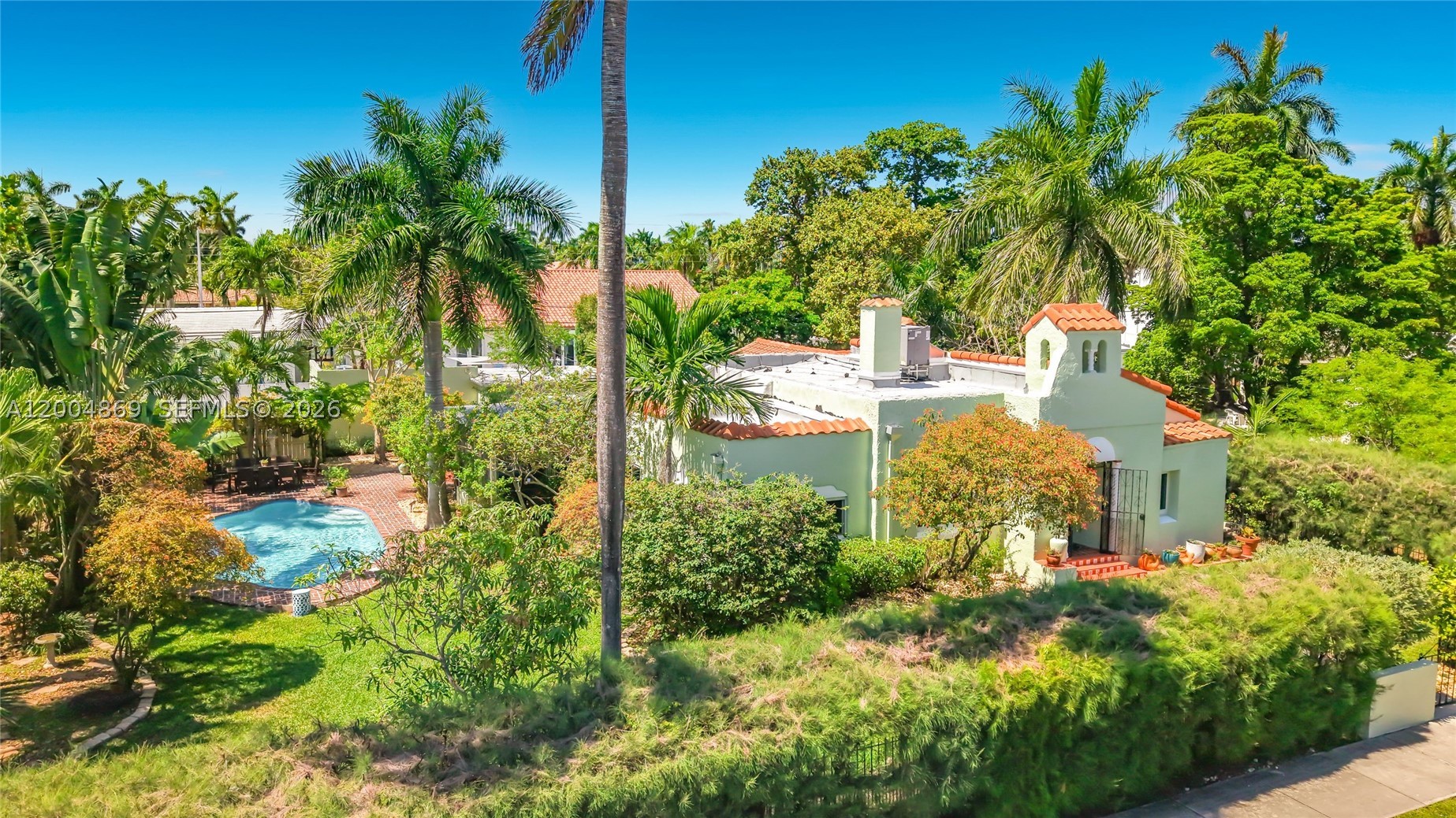 1029 Harrison St, Hollywood FL 33019