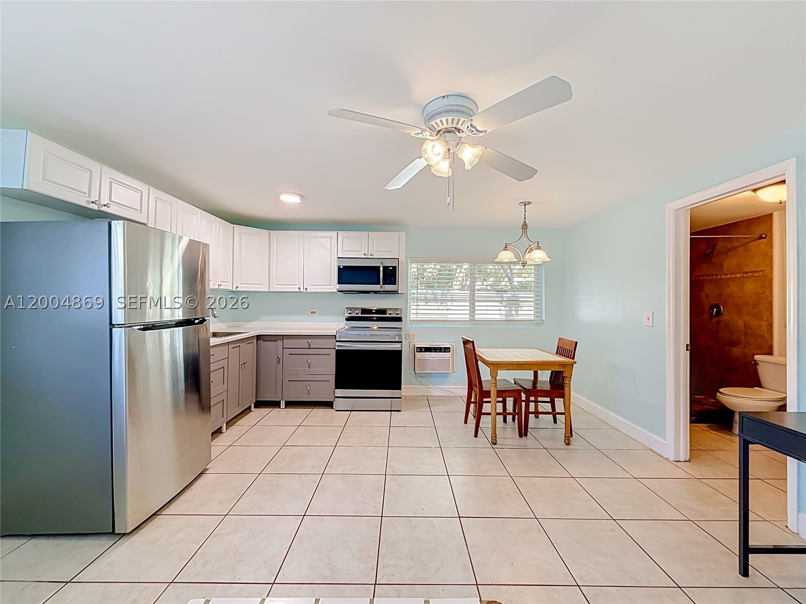 1029 Harrison St, Hollywood FL 33019