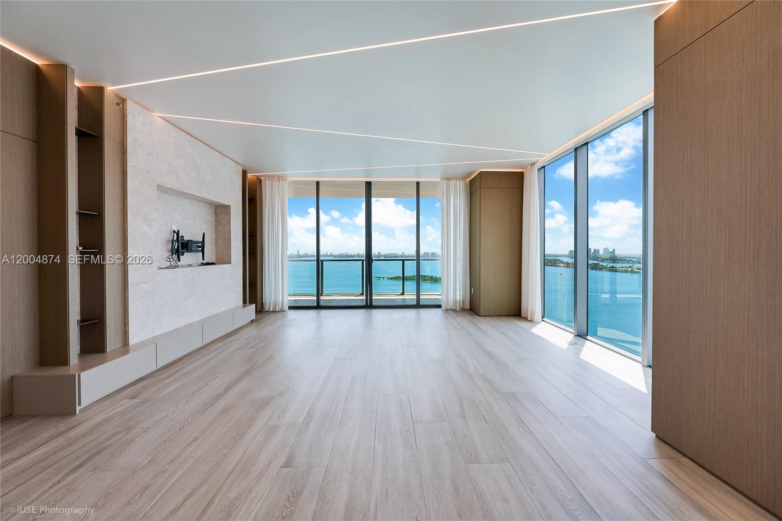 788 NE 23rd St #2401, Miami FL 33137
