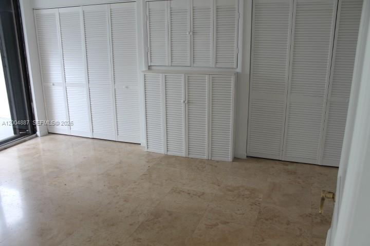 540 Brickell Key Dr #724, Miami FL 33131
