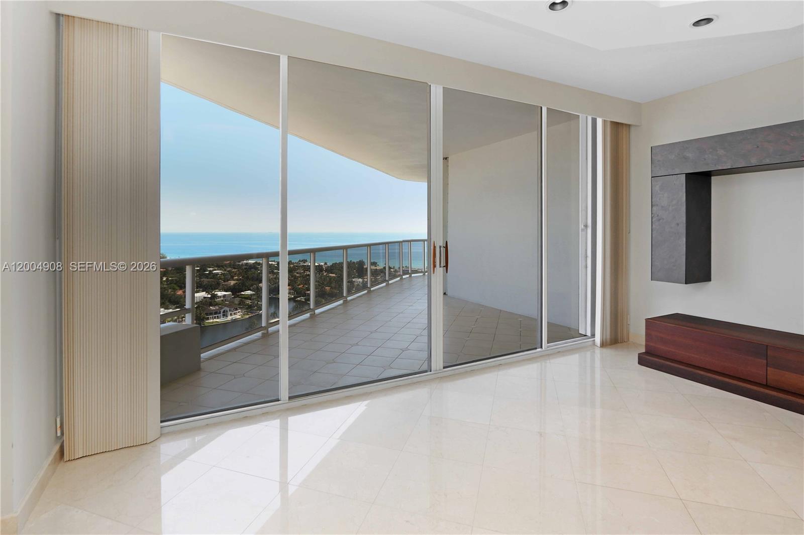 3802 NE 207th St #2604, Aventura FL 33180