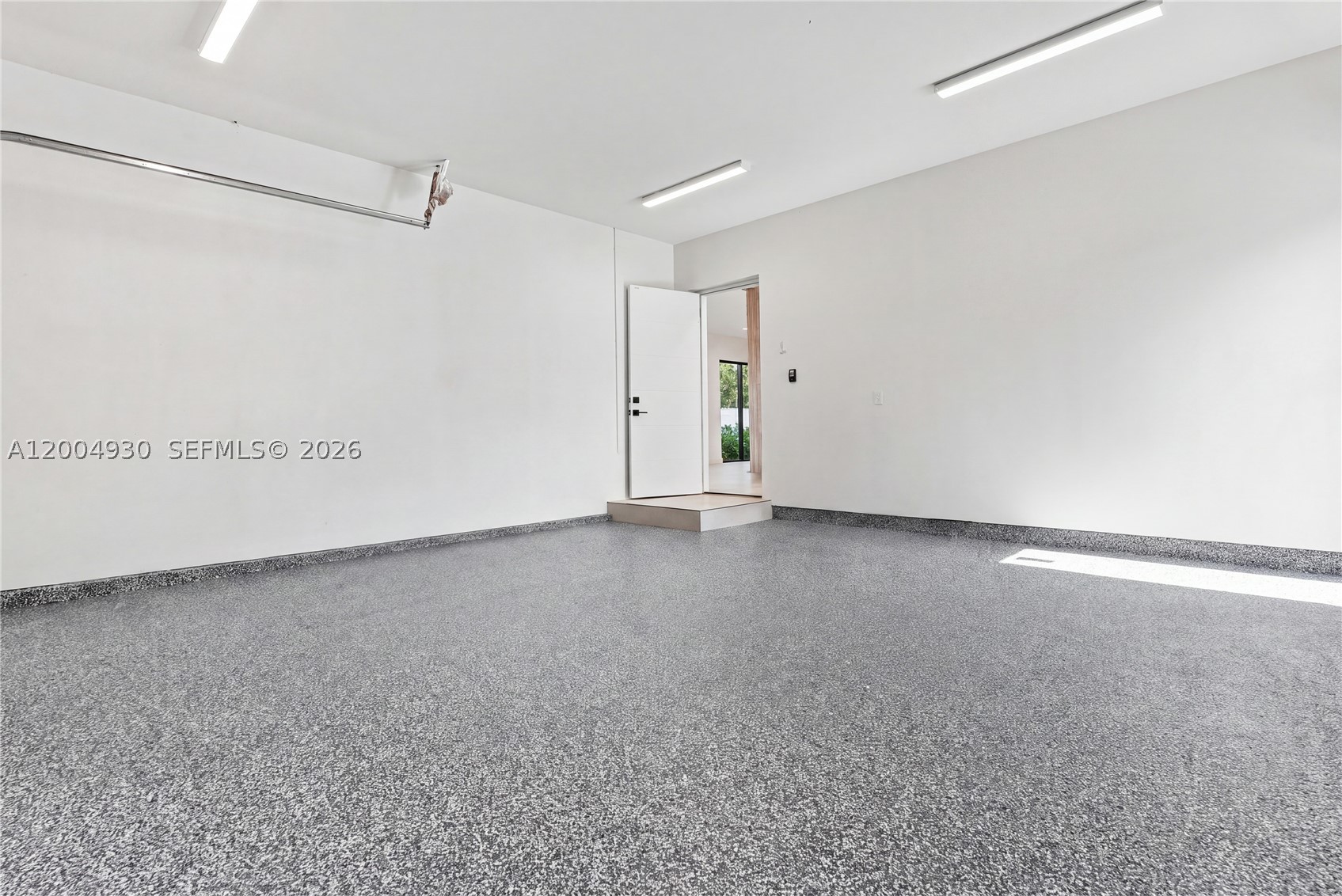6449 SW 28th St, Miami FL 33155