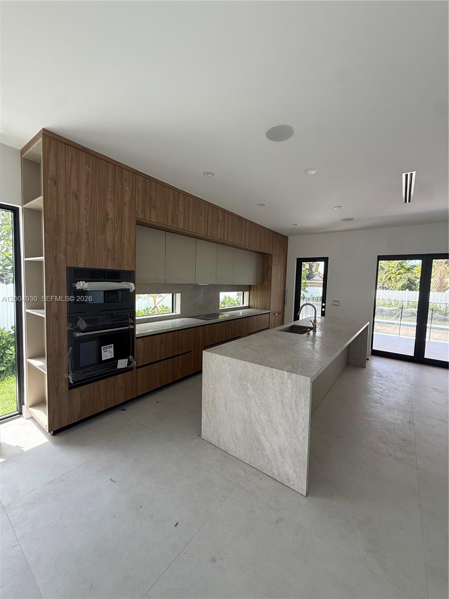 6449 SW 28th St, Miami FL 33155