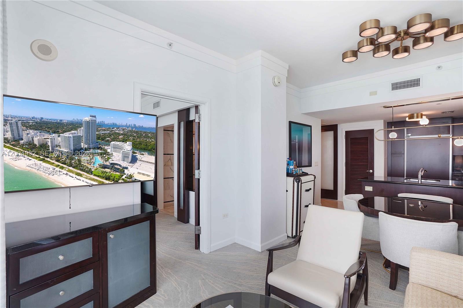 4391 Collins Ave #709, Miami Beach FL 33140