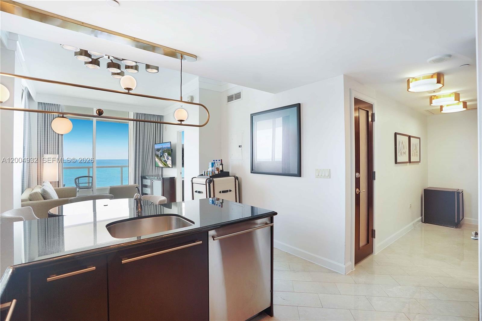4391 Collins Ave #709, Miami Beach FL 33140