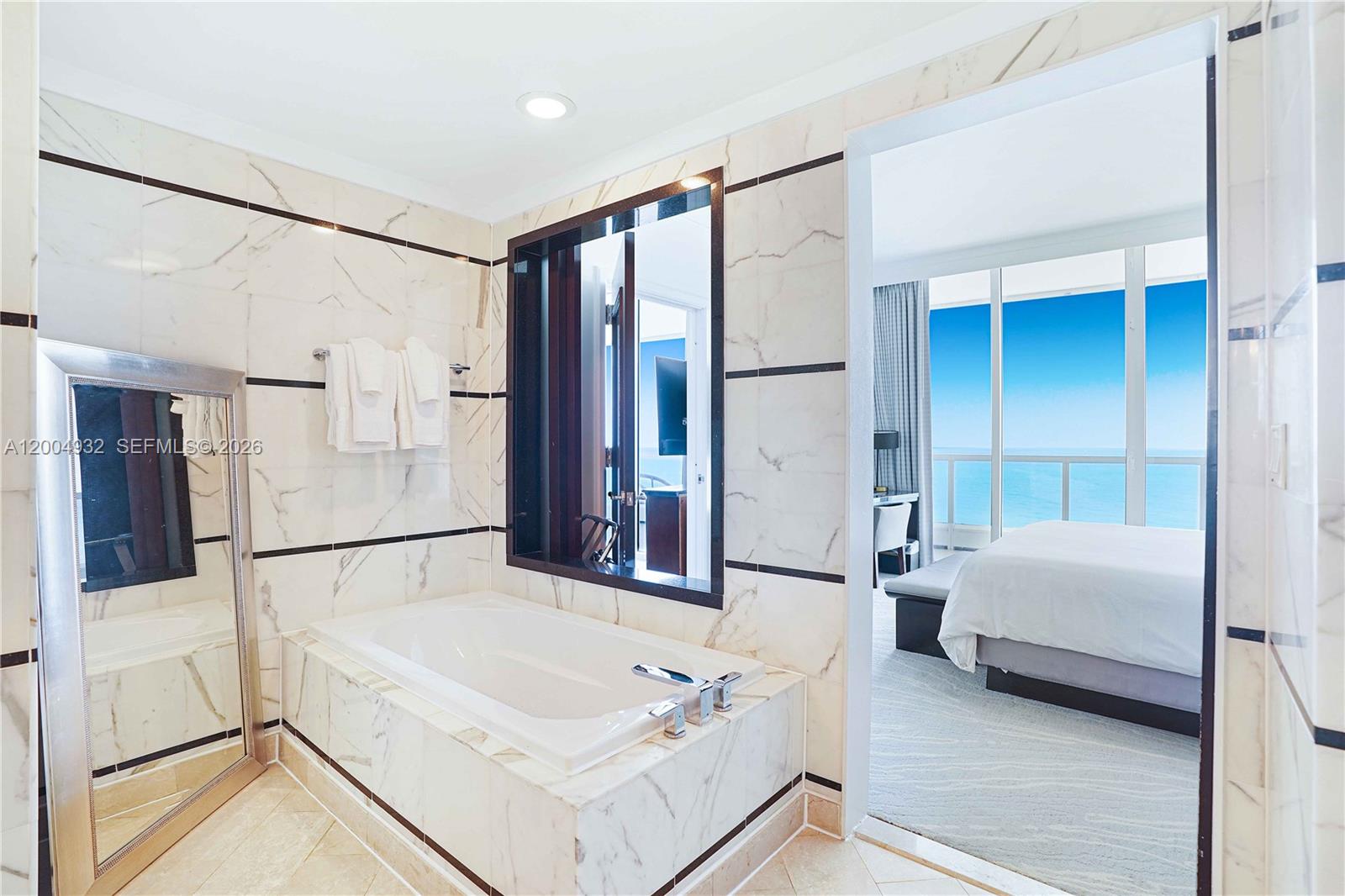 4391 Collins Ave #709, Miami Beach FL 33140
