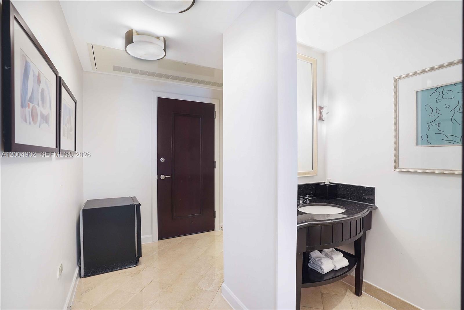 4391 Collins Ave #709, Miami Beach FL 33140