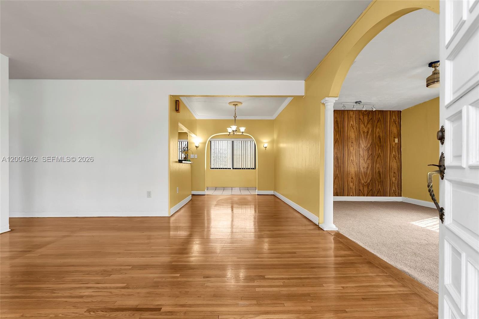 3694 NW 20th St, Miami FL 33142