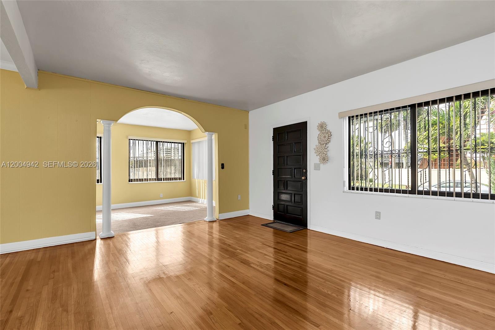 3694 NW 20th St, Miami FL 33142