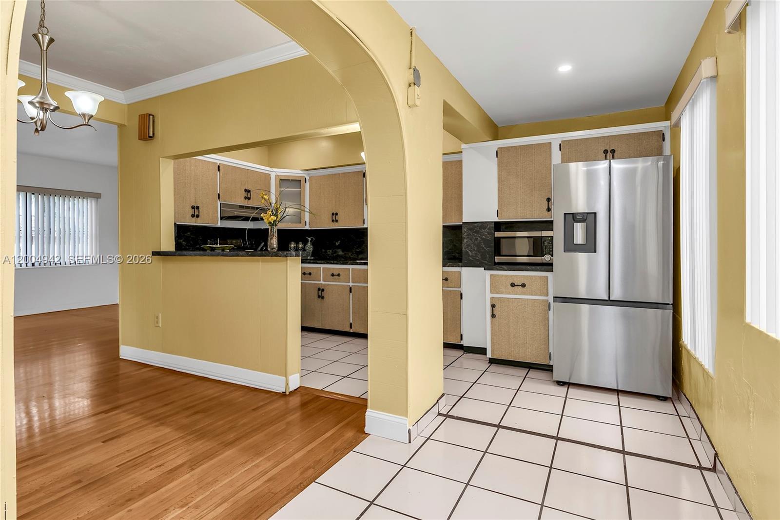 3694 NW 20th St, Miami FL 33142