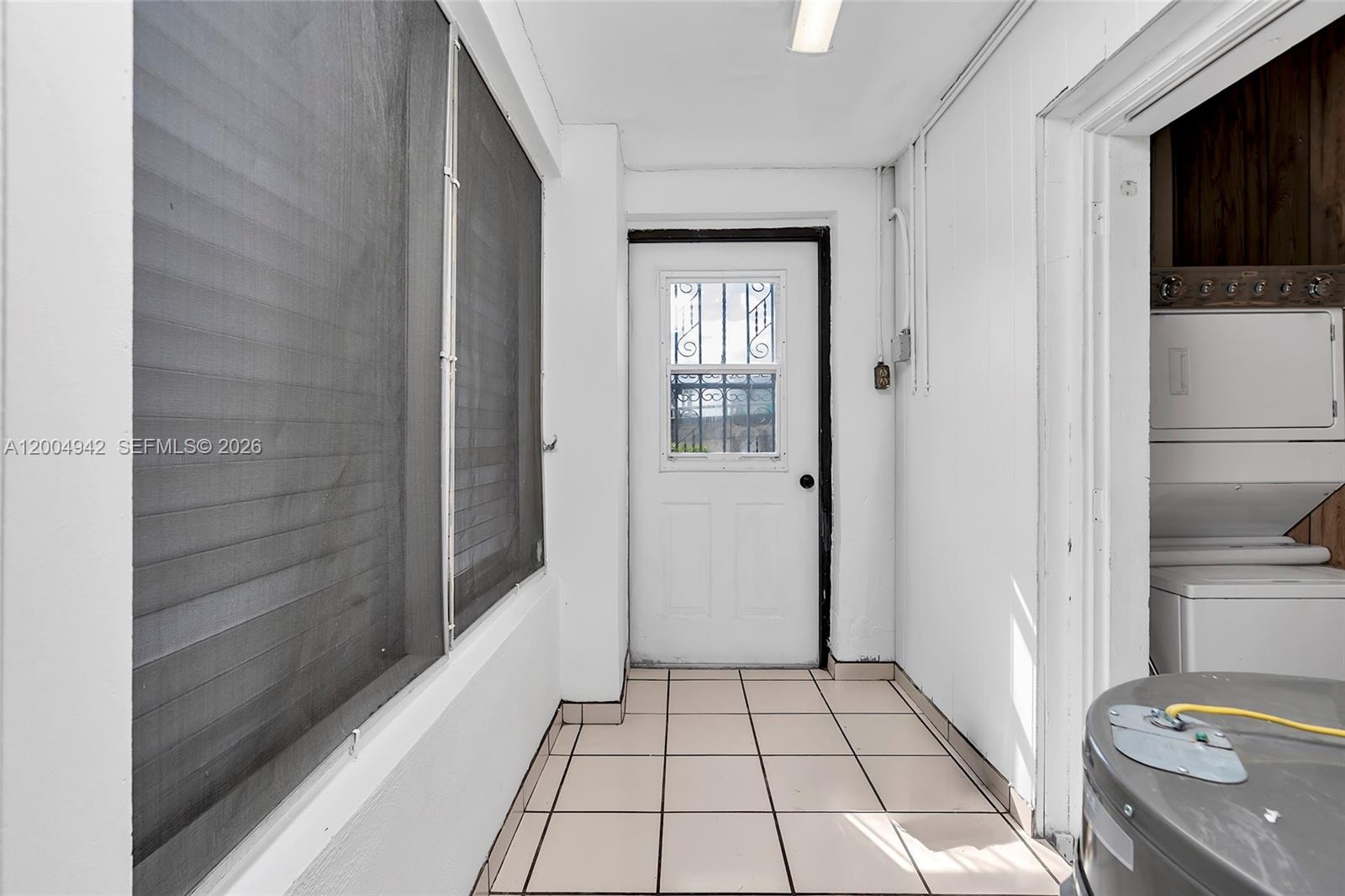 3694 NW 20th St, Miami FL 33142