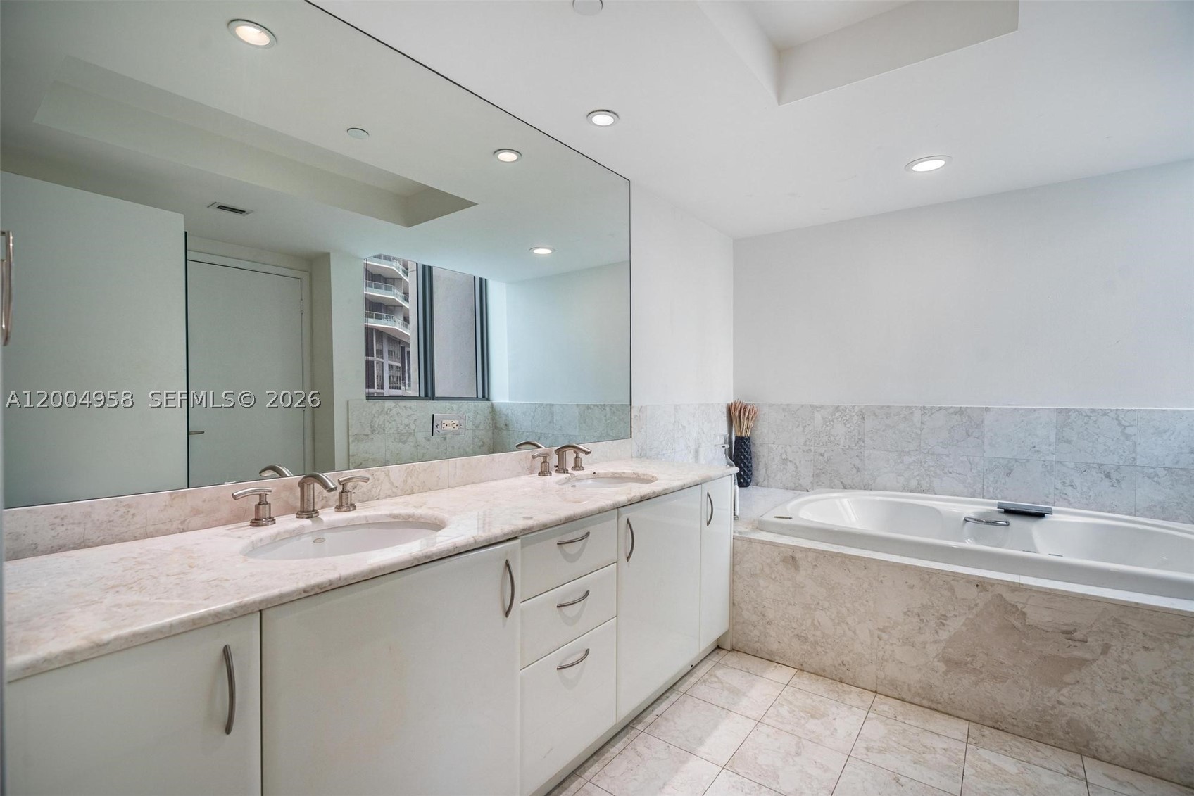 1331 Brickell Bay Dr #302, Miami FL 33131