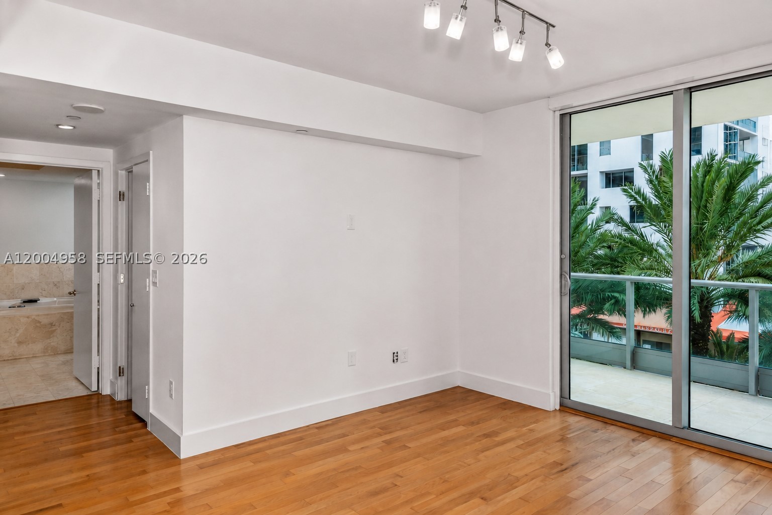 1331 Brickell Bay Dr #302, Miami FL 33131
