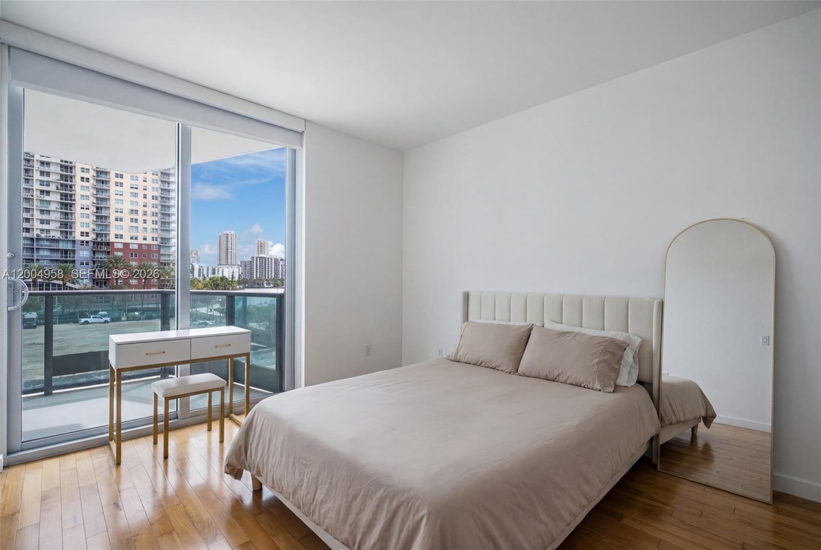 1331 Brickell Bay Dr #302, Miami FL 33131