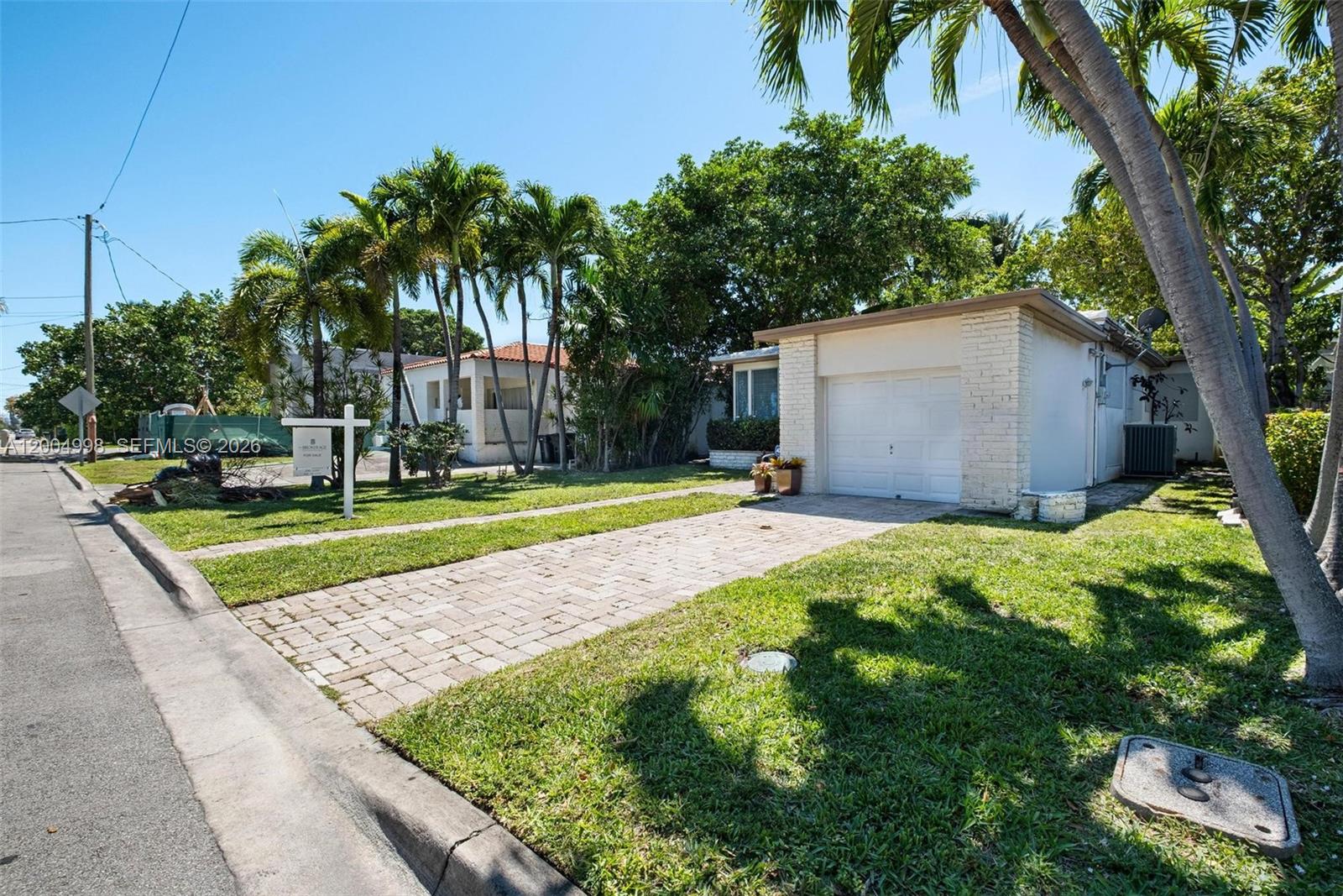 9516 Byron Ave, Surfside FL 33154