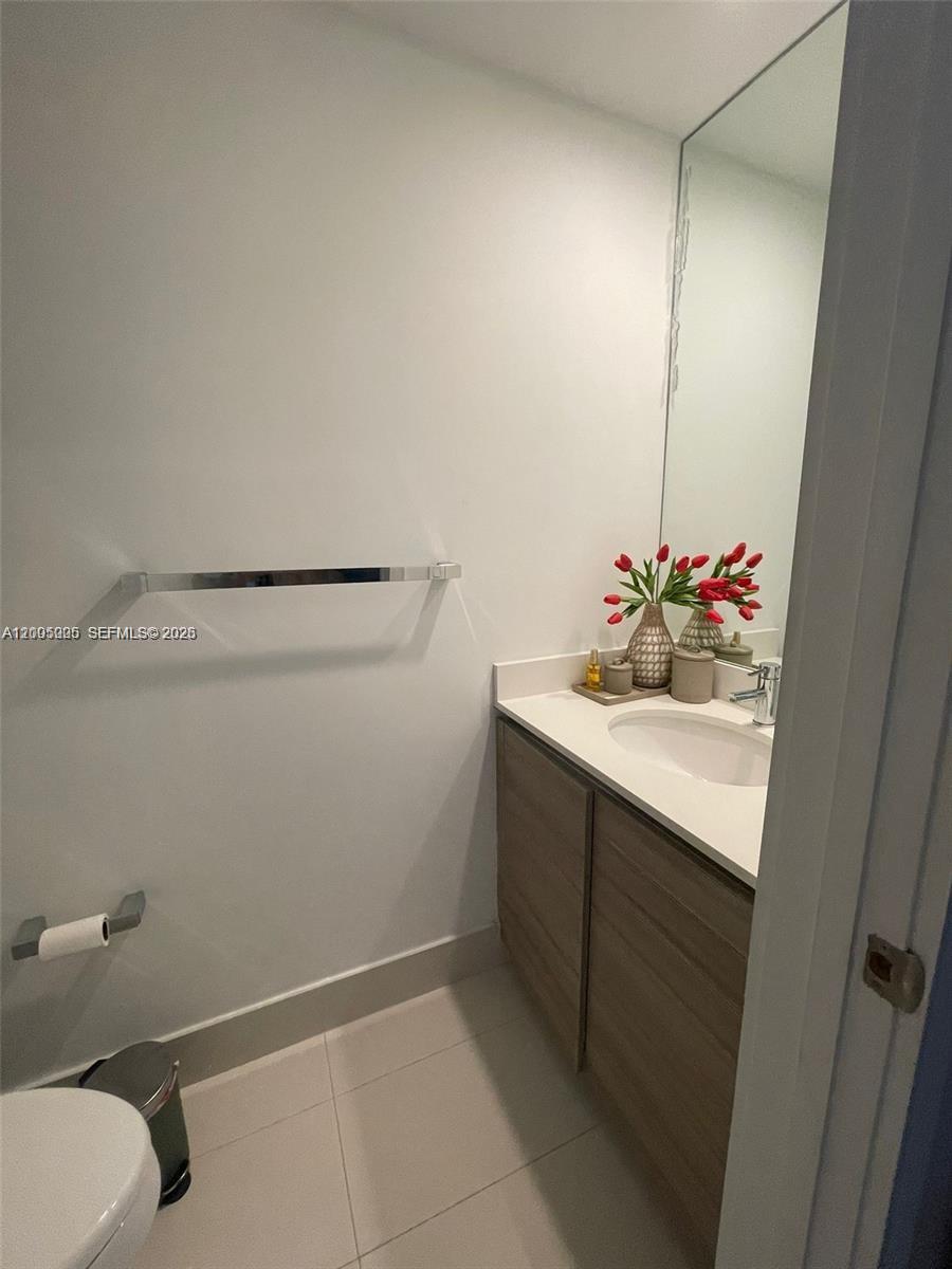 121 NE 34 St #2215, Miami FL 33137