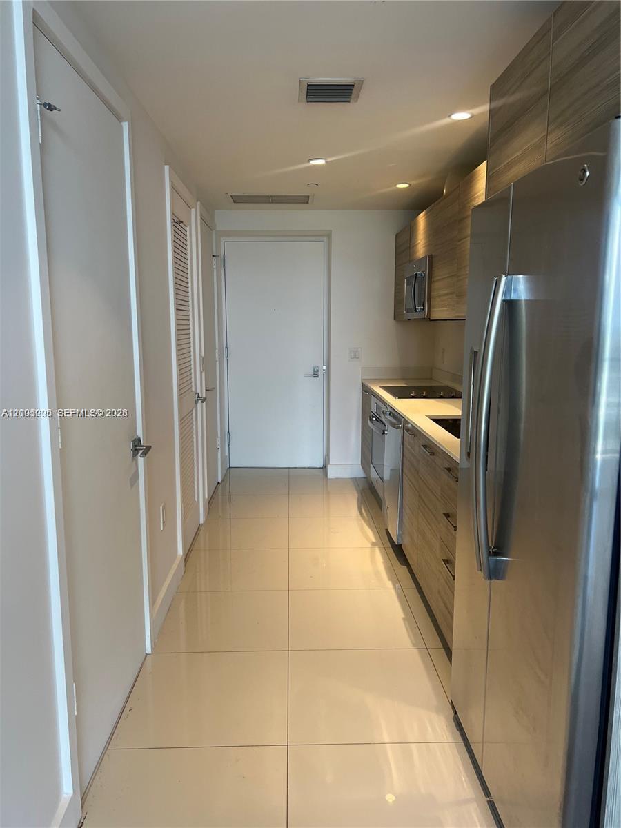 121 NE 34 St #2215, Miami FL 33137