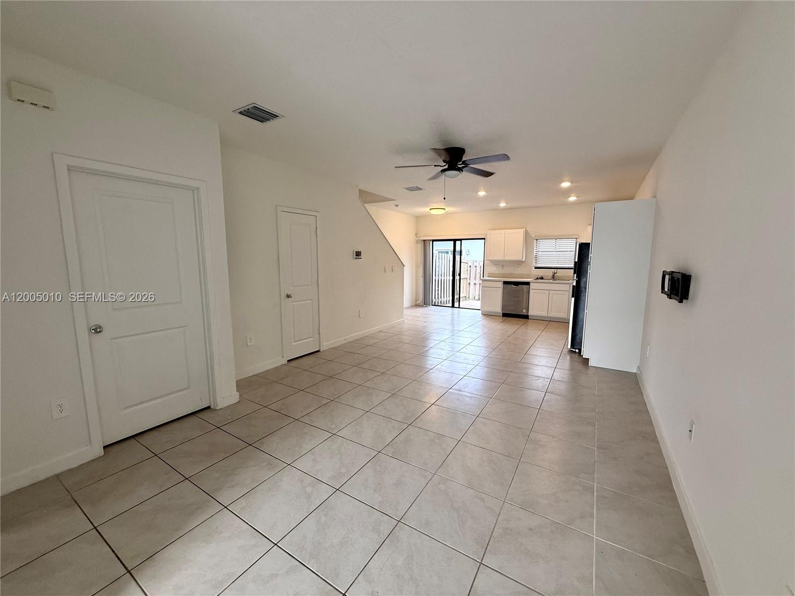 529 NE 1st Dr, Florida City FL 33034