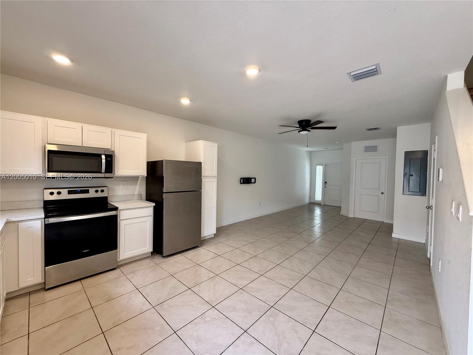 529 NE 1st Dr, Florida City FL 33034