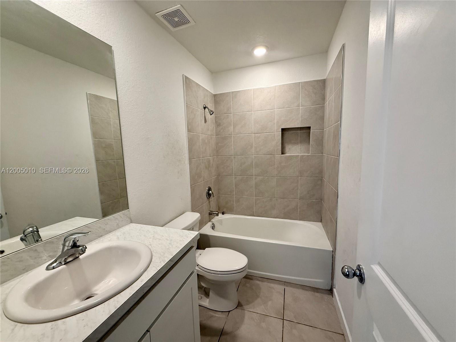 529 NE 1st Dr, Florida City FL 33034