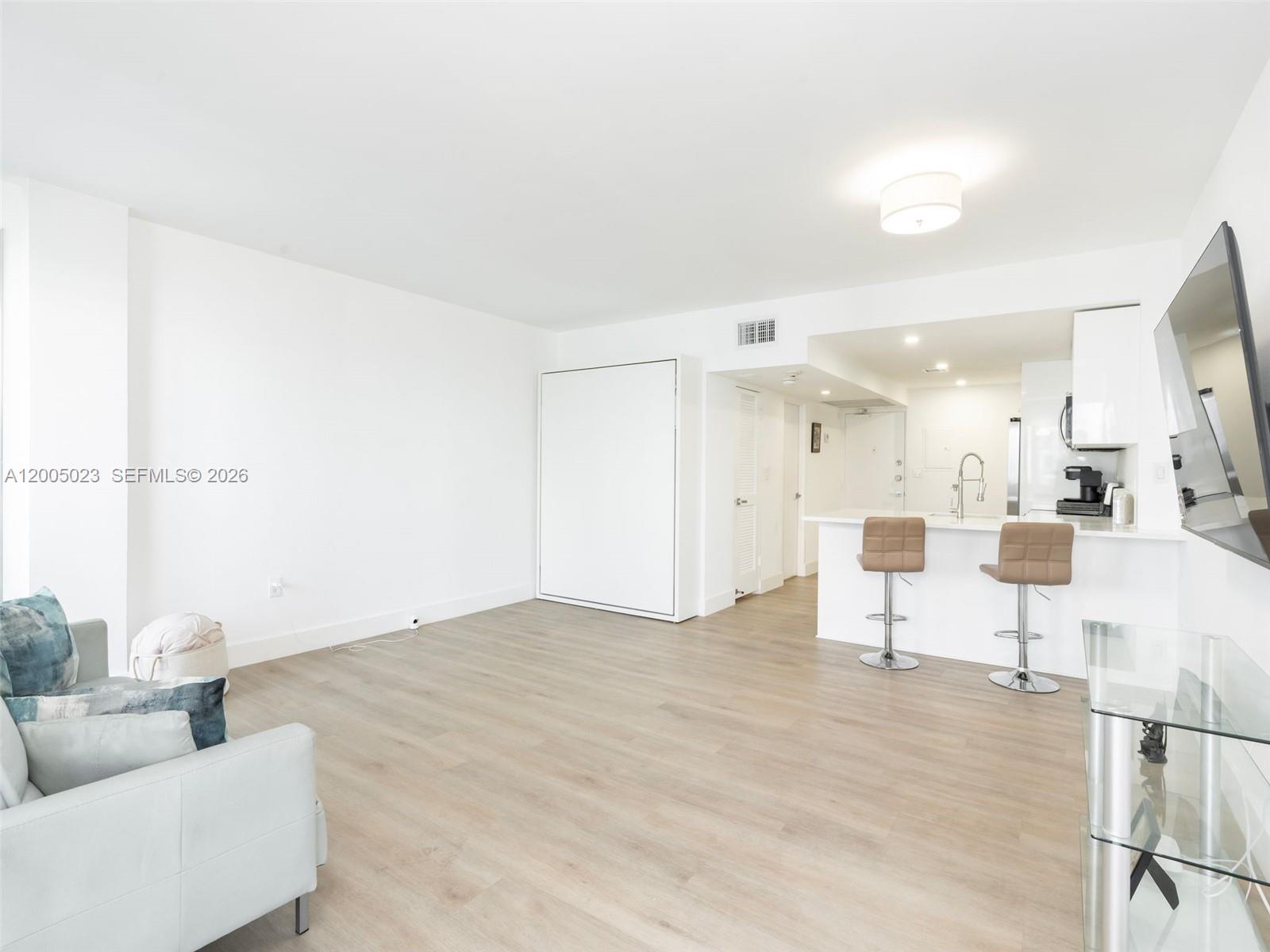 10275 Collins Ave #1502, Bal Harbour FL 33154