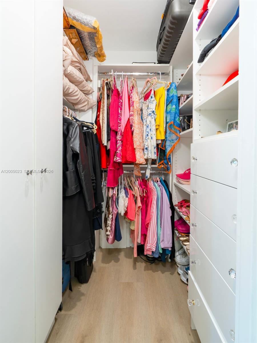 10275 Collins Ave #1502, Bal Harbour FL 33154