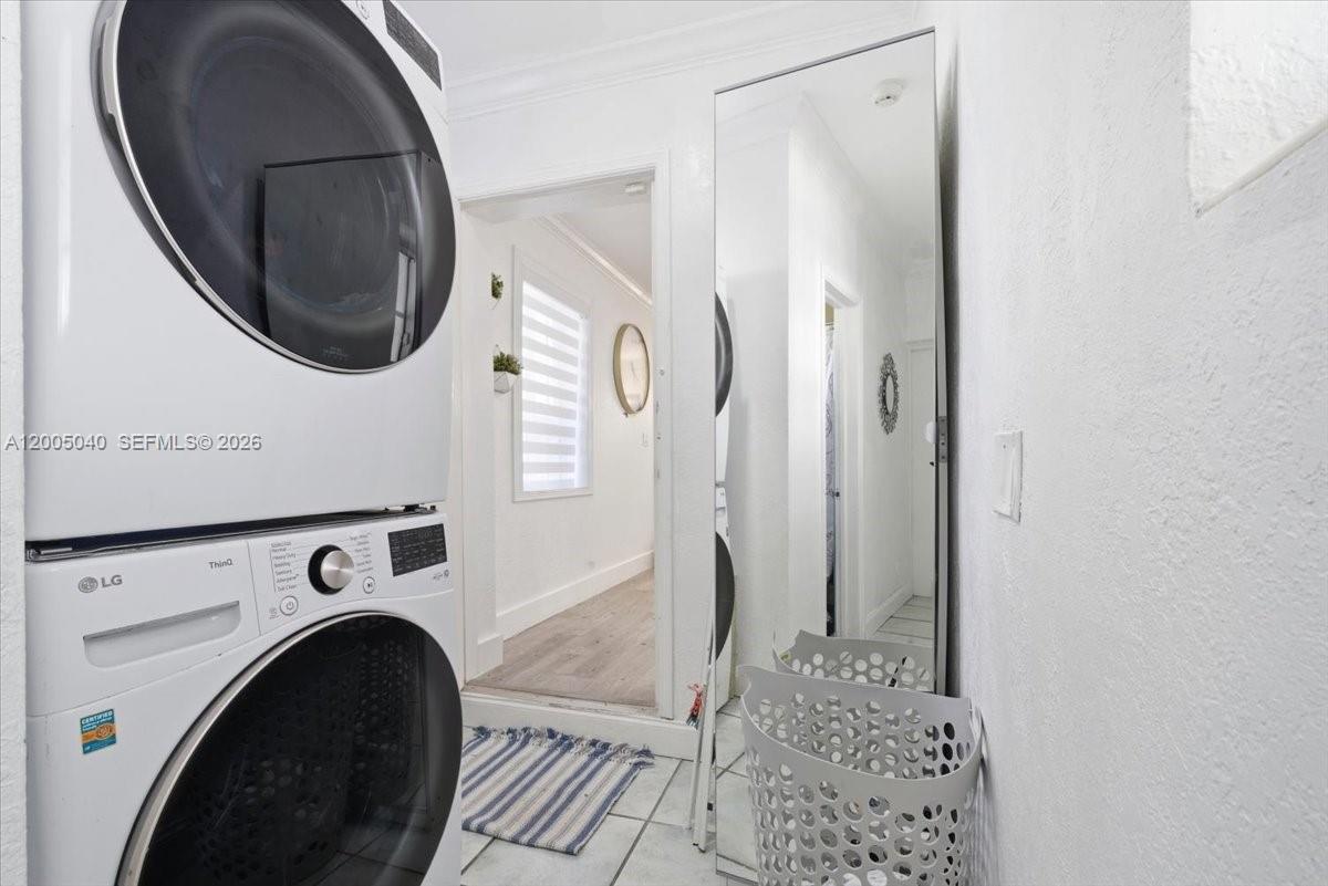 740 SW 7th Ave, Hallandale Beach FL 33009