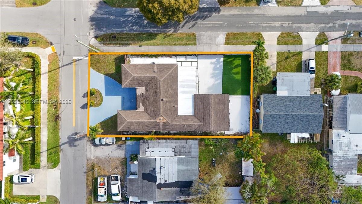 740 SW 7th Ave, Hallandale Beach FL 33009