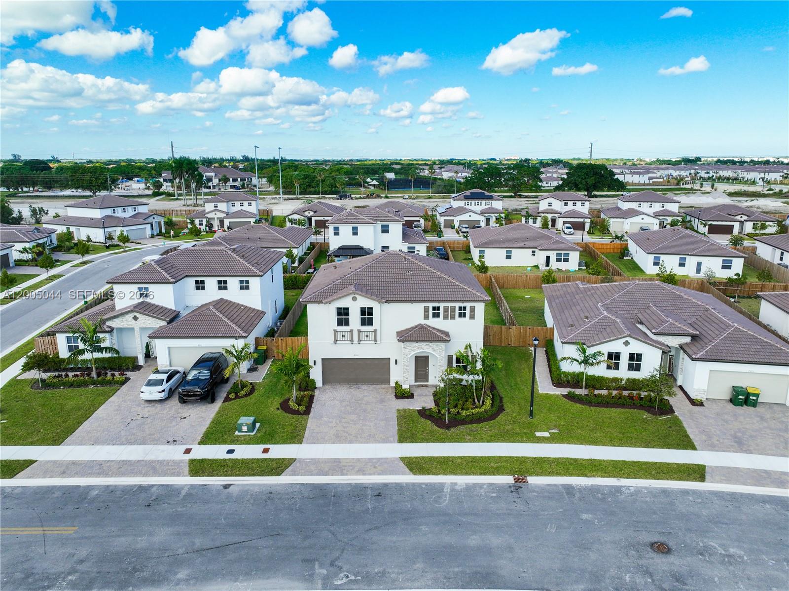 2333 SE 28th Ct, Homestead FL 33035