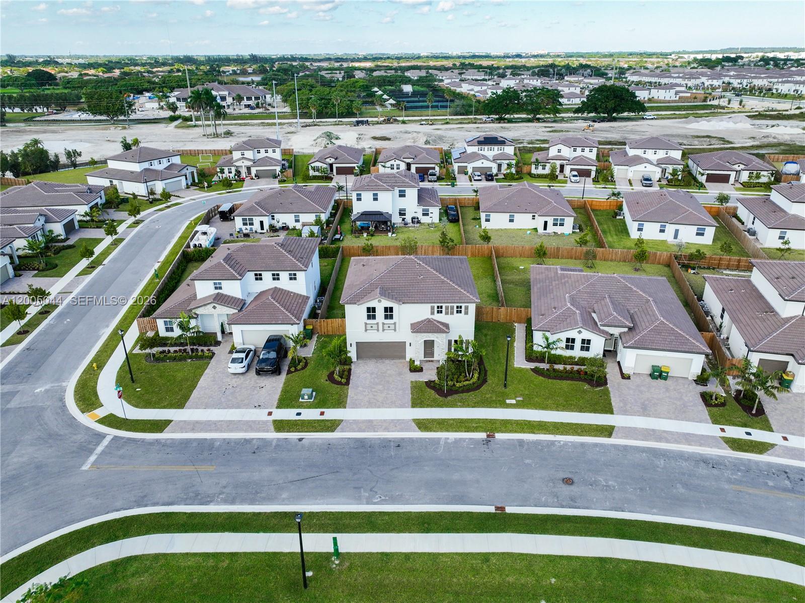 2333 SE 28th Ct, Homestead FL 33035