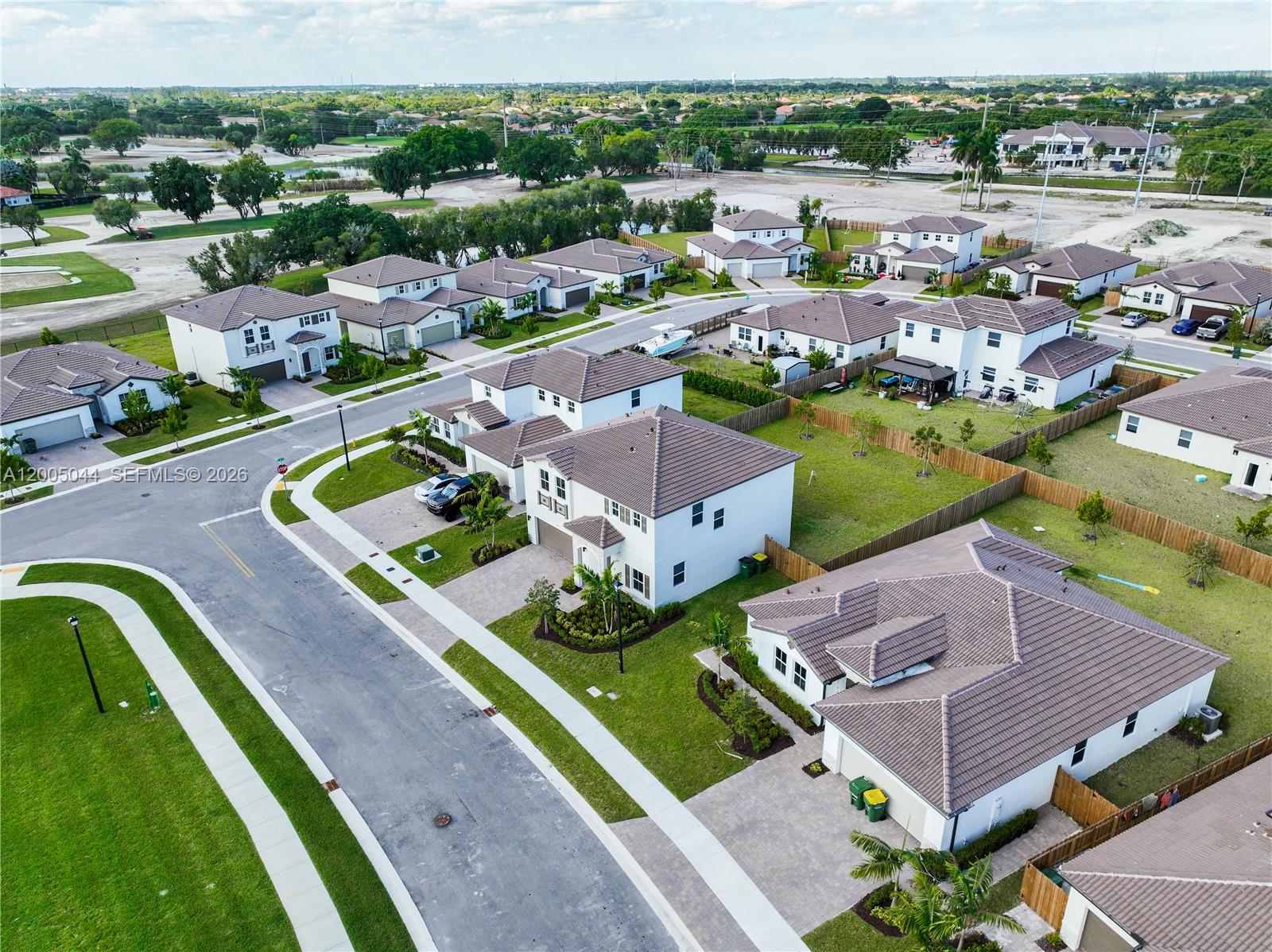 2333 SE 28th Ct, Homestead FL 33035