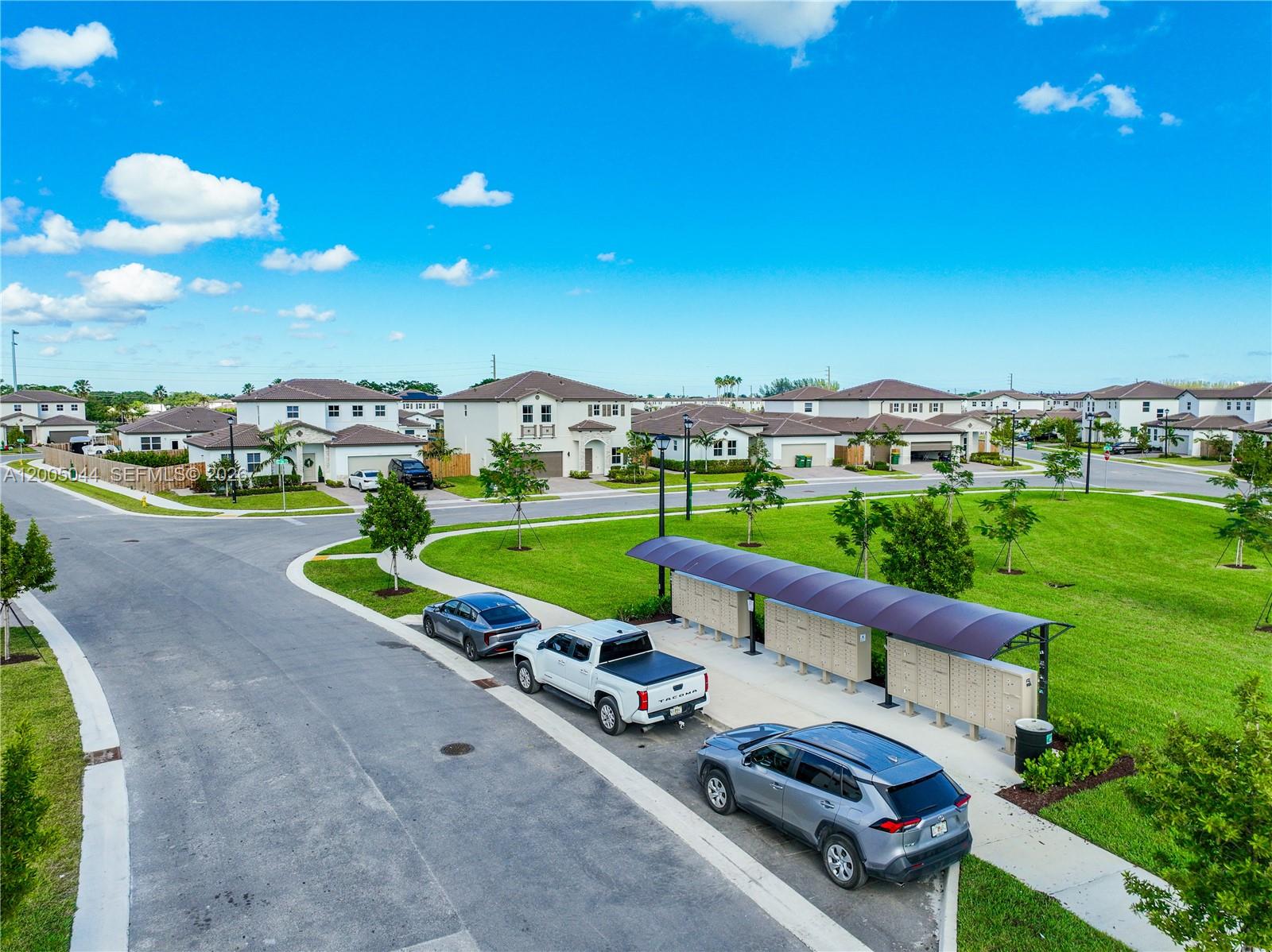 2333 SE 28th Ct, Homestead FL 33035